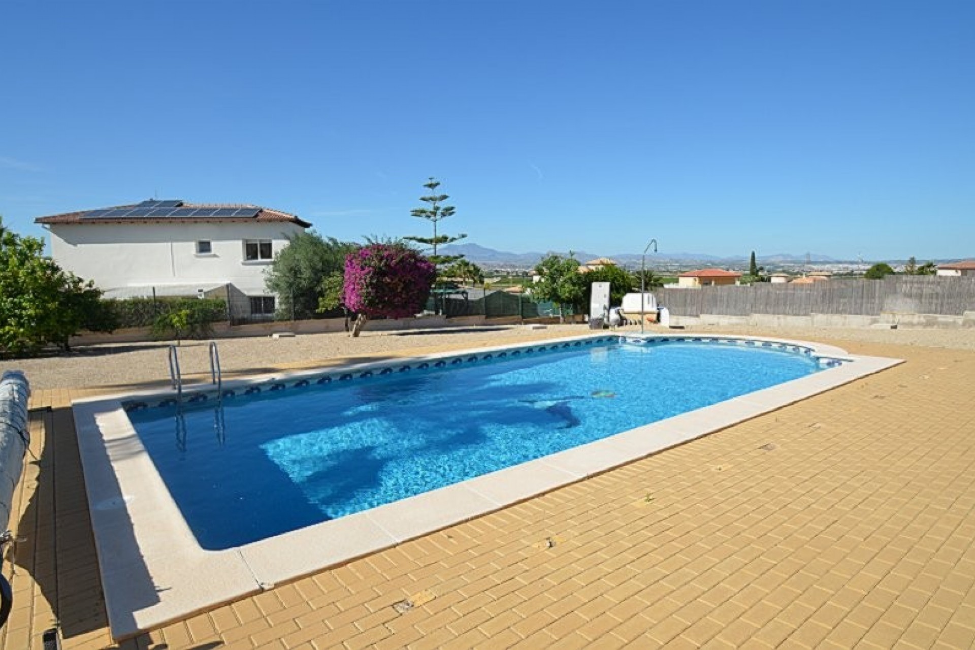Återförsäljning - Villa -
Campos del Río - Inland