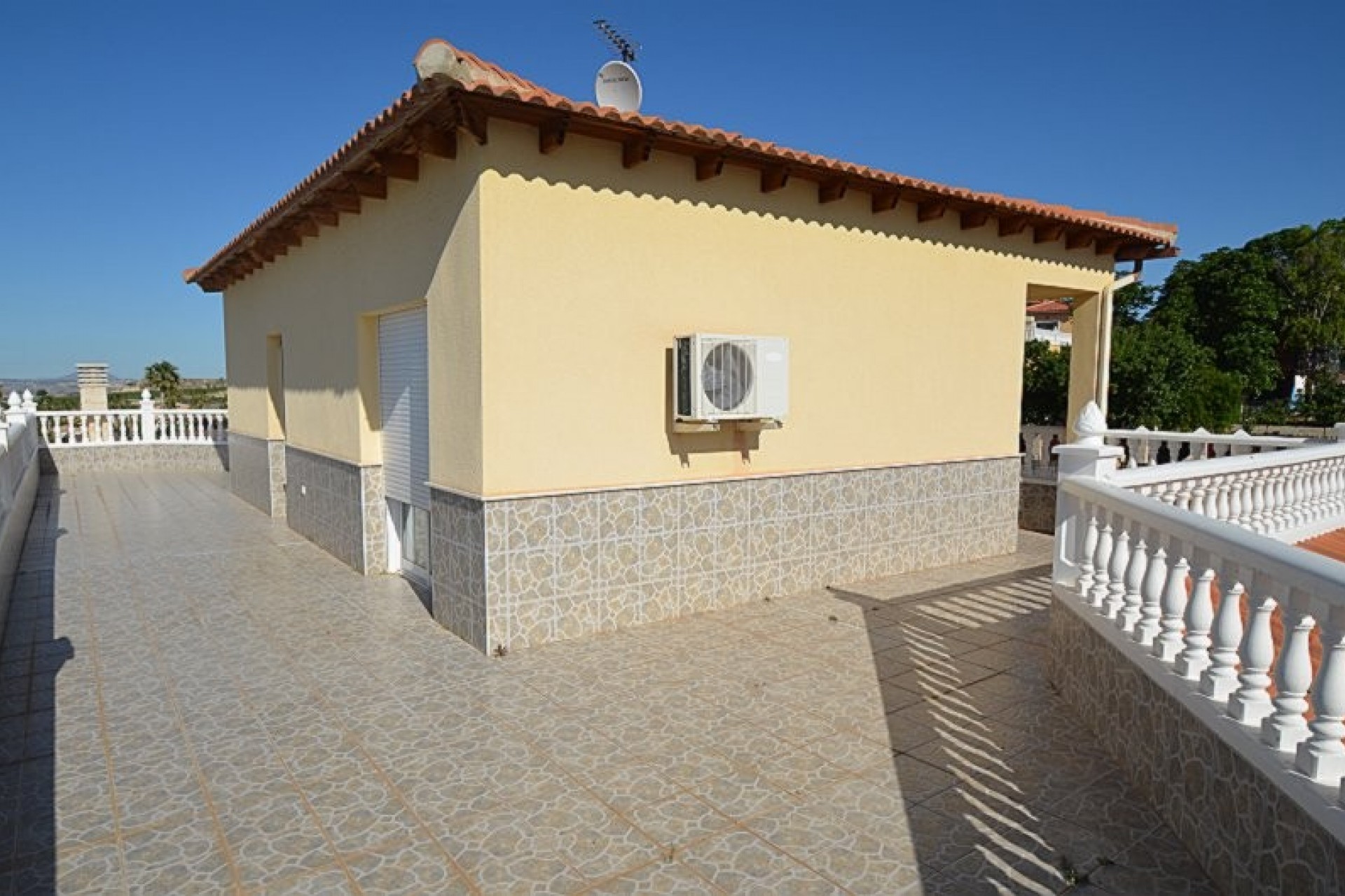 Återförsäljning - Villa -
Campos del Río - Inland