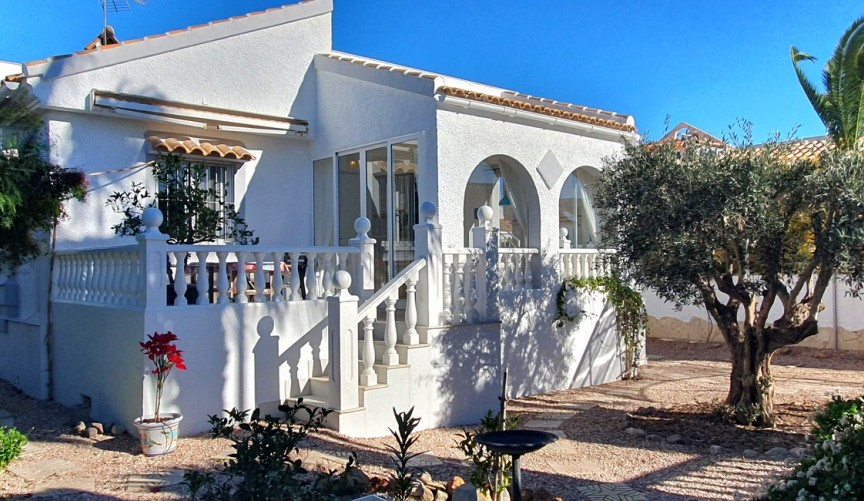 Återförsäljning - Villa -
Camposol - Inland