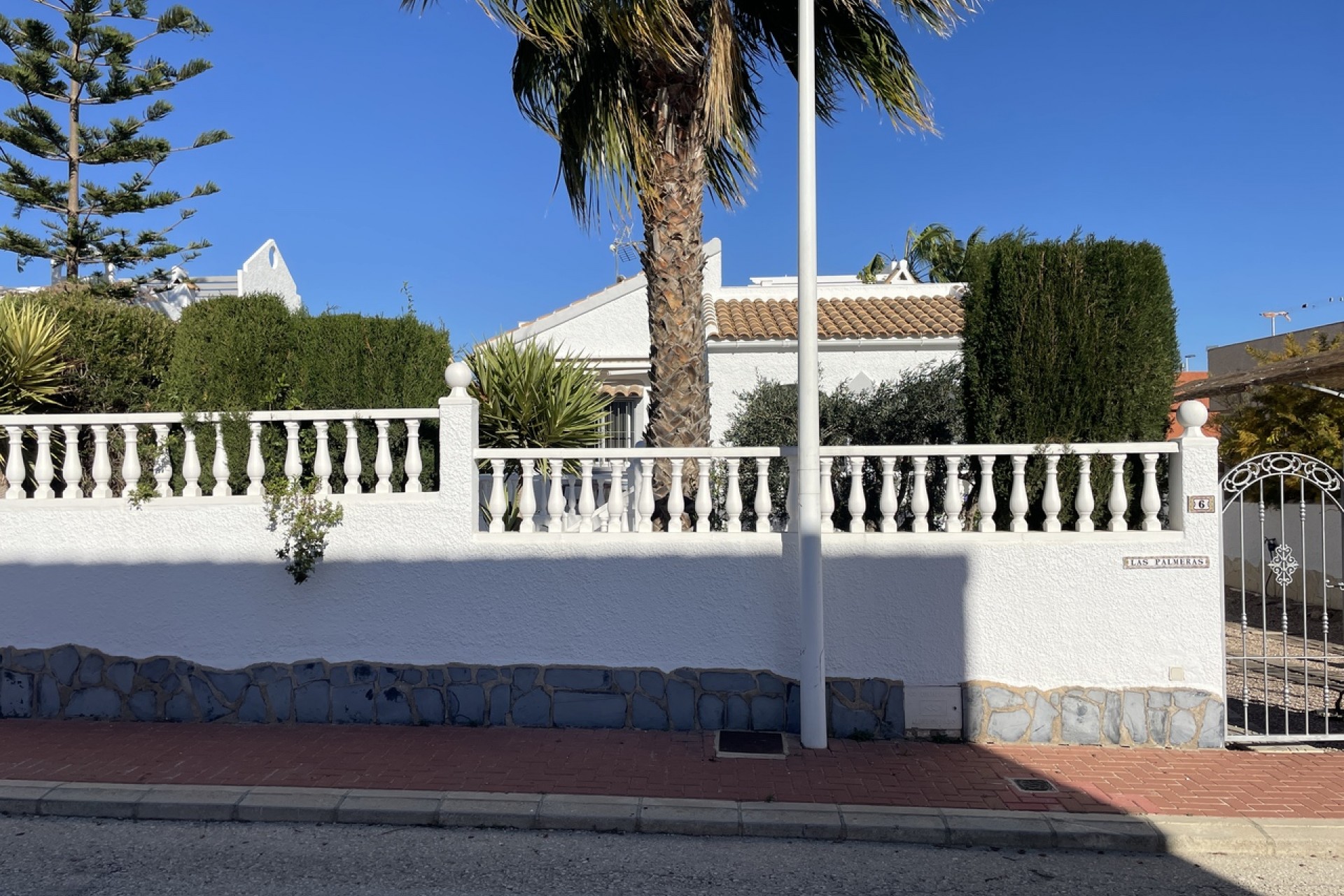 Återförsäljning - Villa -
Camposol - Inland