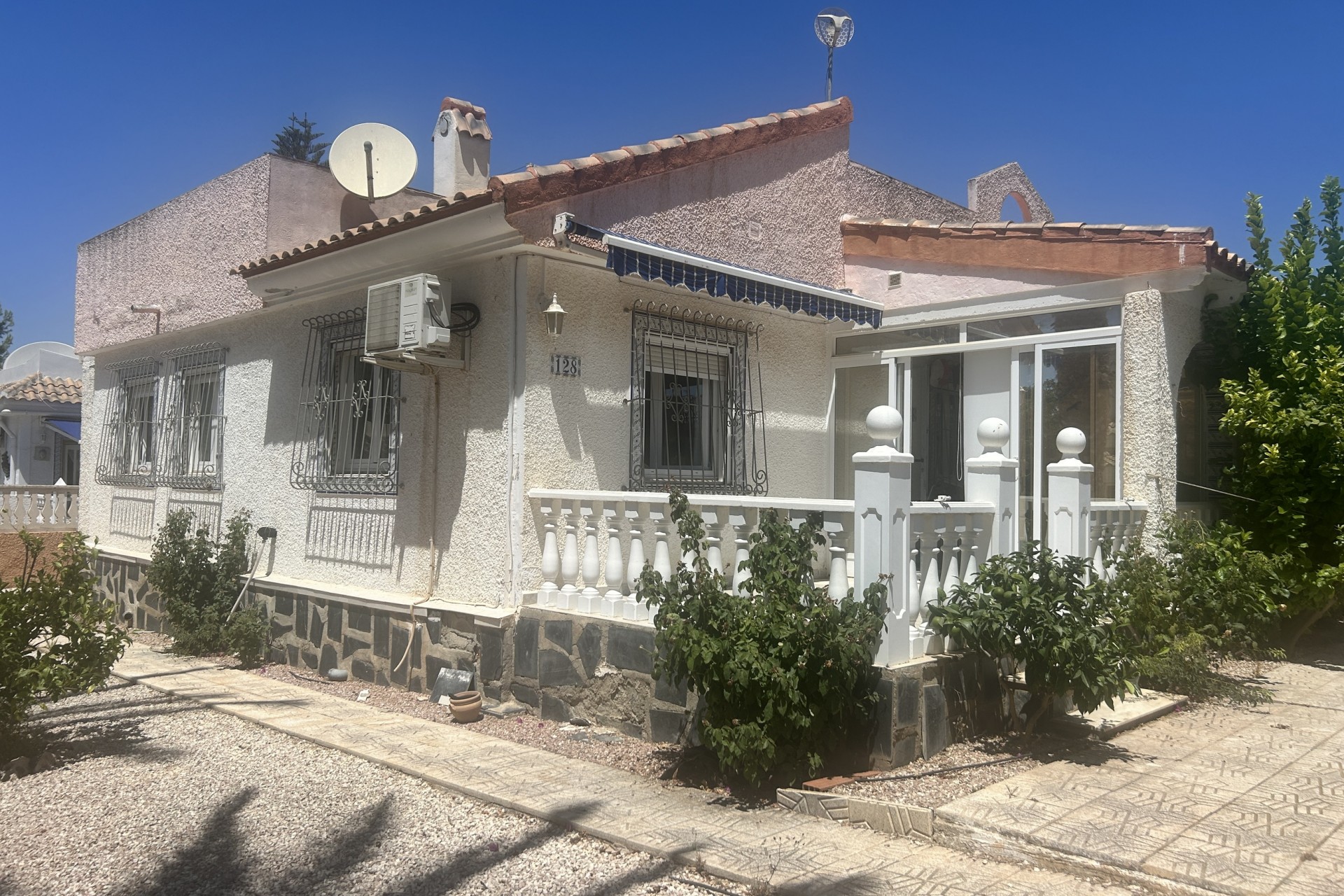 Återförsäljning - Villa -
Camposol - Inland