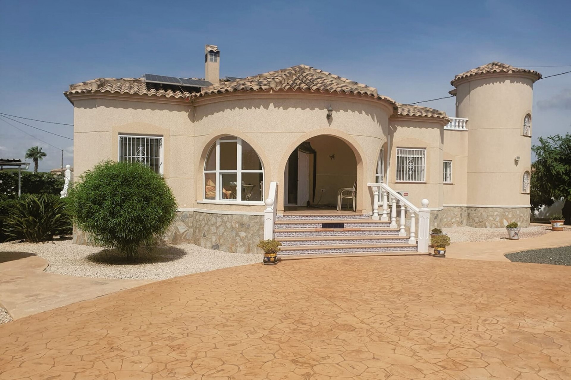 Återförsäljning - Villa -
Catral - Costa Blanca