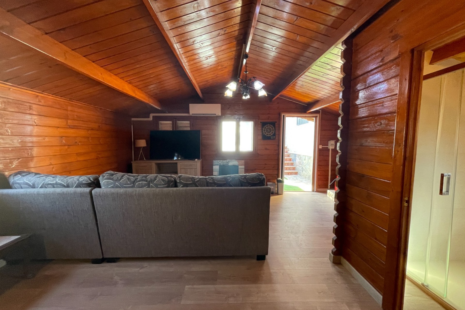 Återförsäljning - Villa -
Catral - Costa Blanca