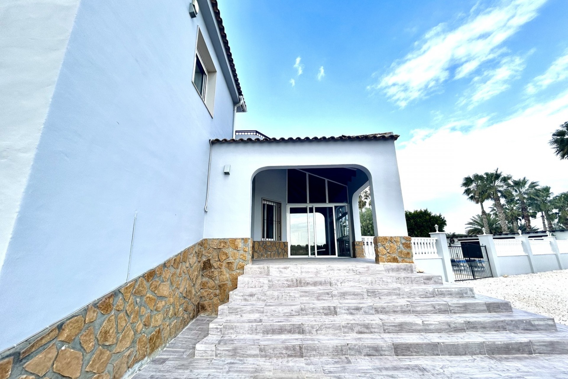 Återförsäljning - Villa -
Catral - Costa Blanca