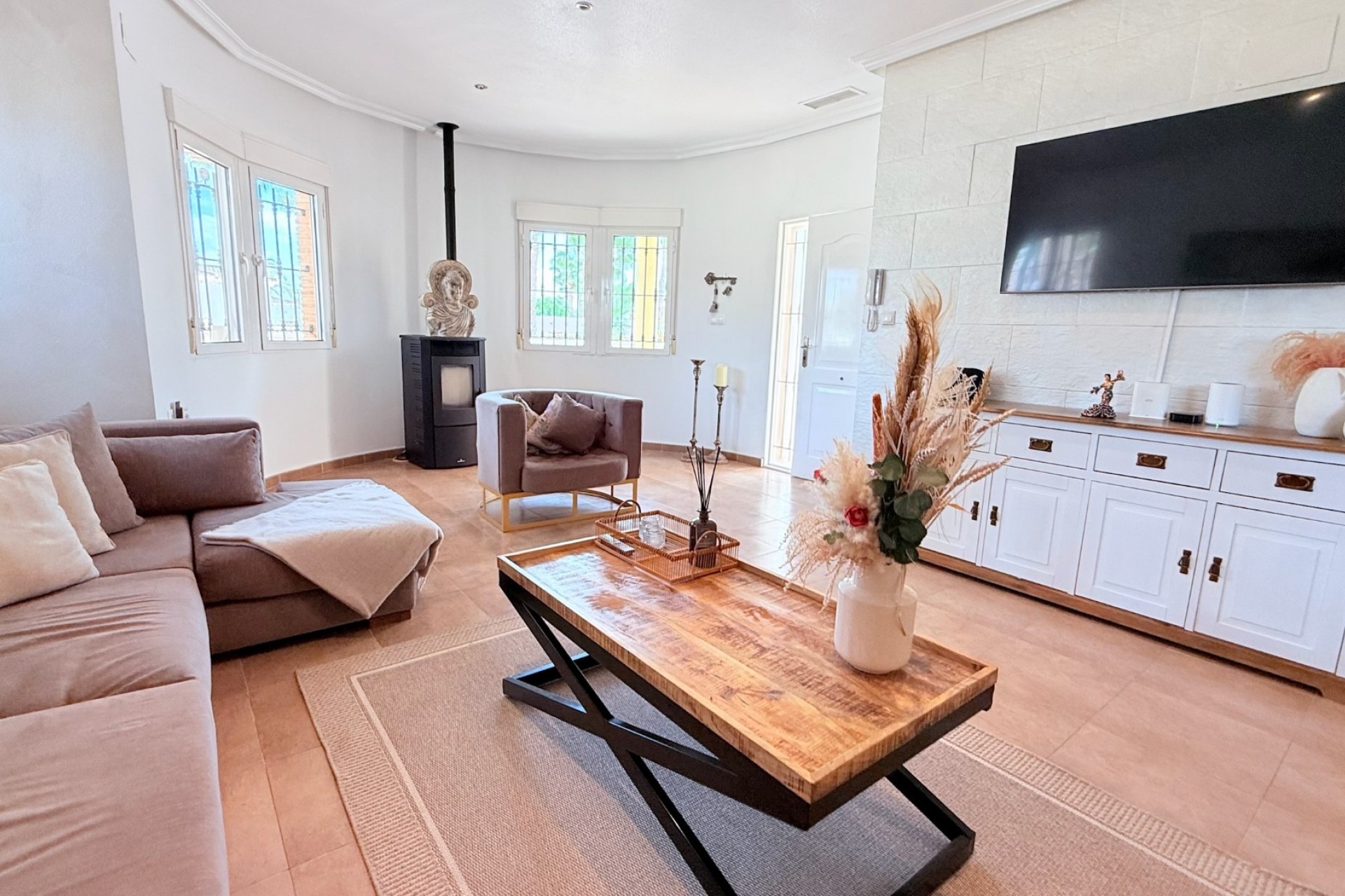 Återförsäljning - Villa -
Catral - Costa Blanca