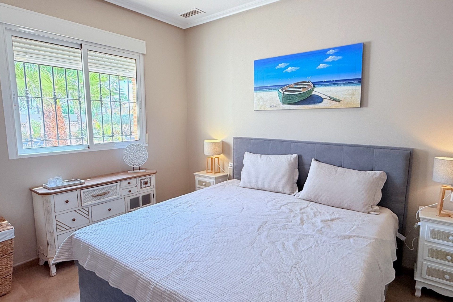 Återförsäljning - Villa -
Catral - Costa Blanca