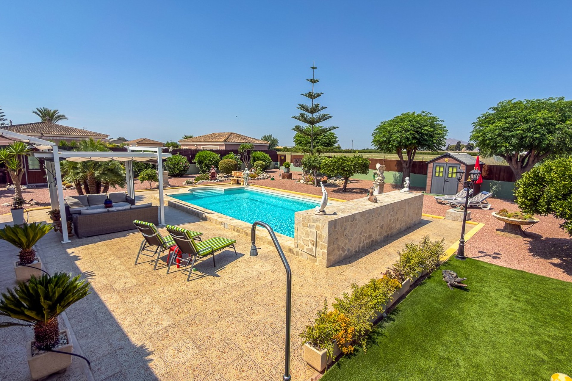 Återförsäljning - Villa -
Catral - Costa Blanca