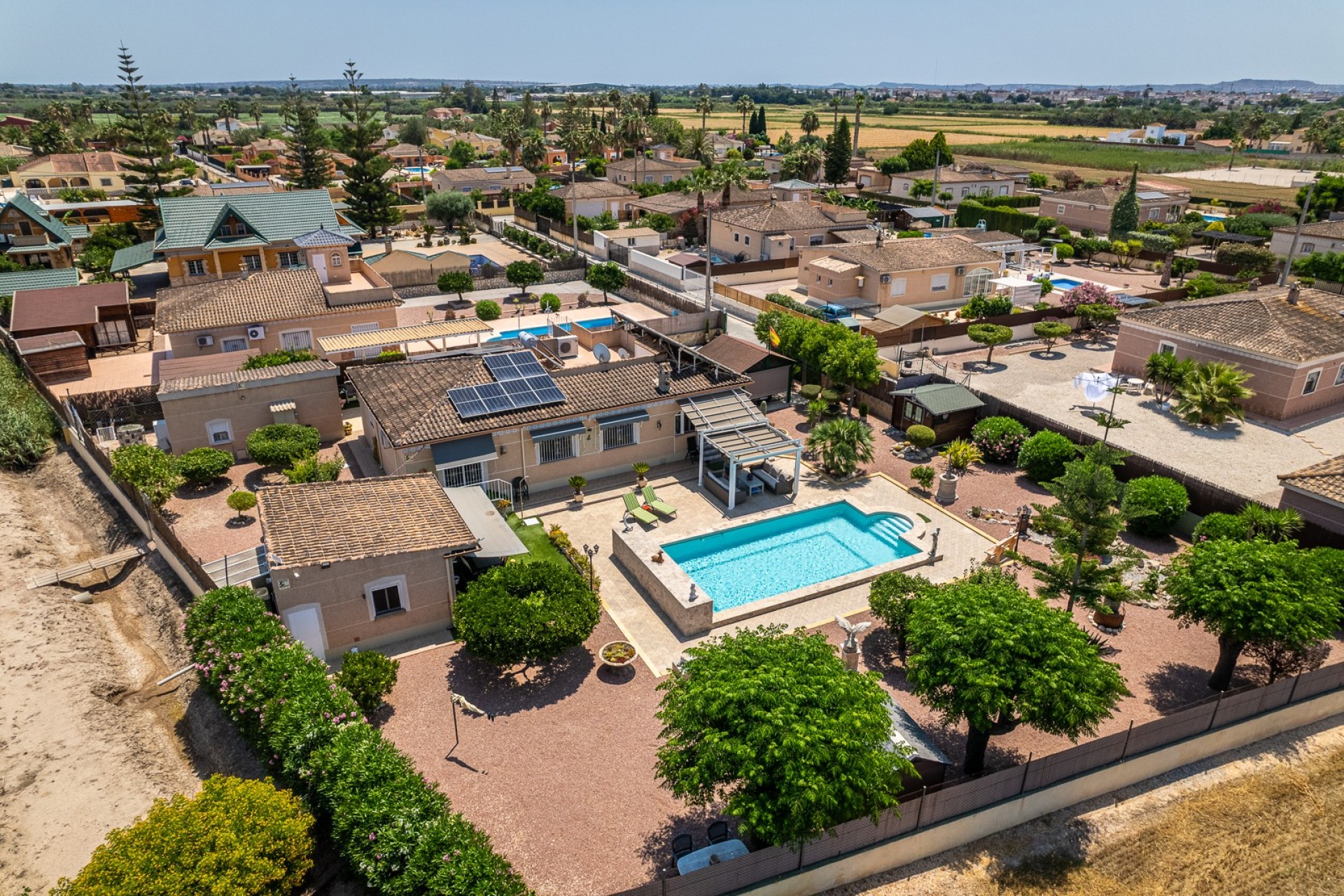 Återförsäljning - Villa -
Catral - Costa Blanca