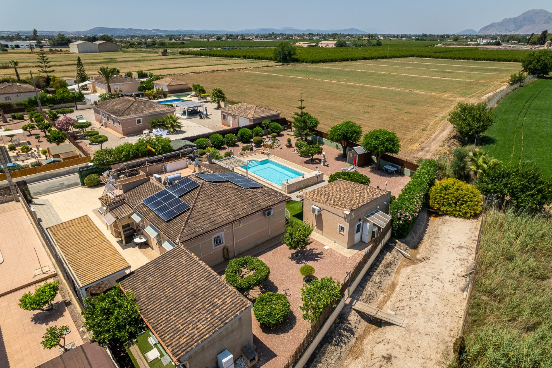 Återförsäljning - Villa -
Catral - Costa Blanca