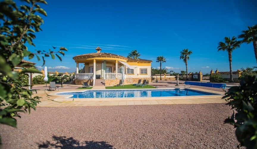 Återförsäljning - Villa -
Catral - Costa Blanca