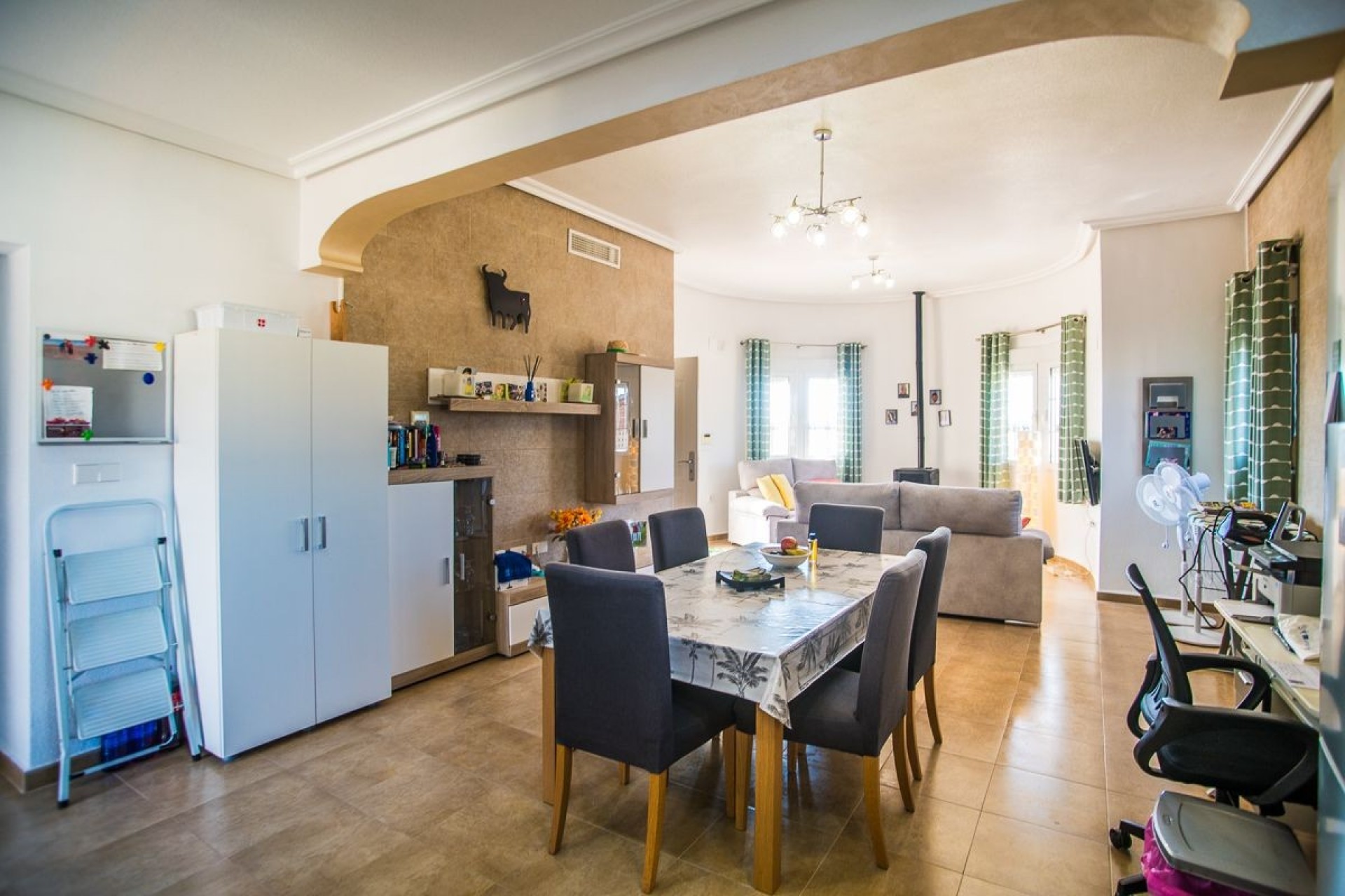 Återförsäljning - Villa -
Catral - Costa Blanca