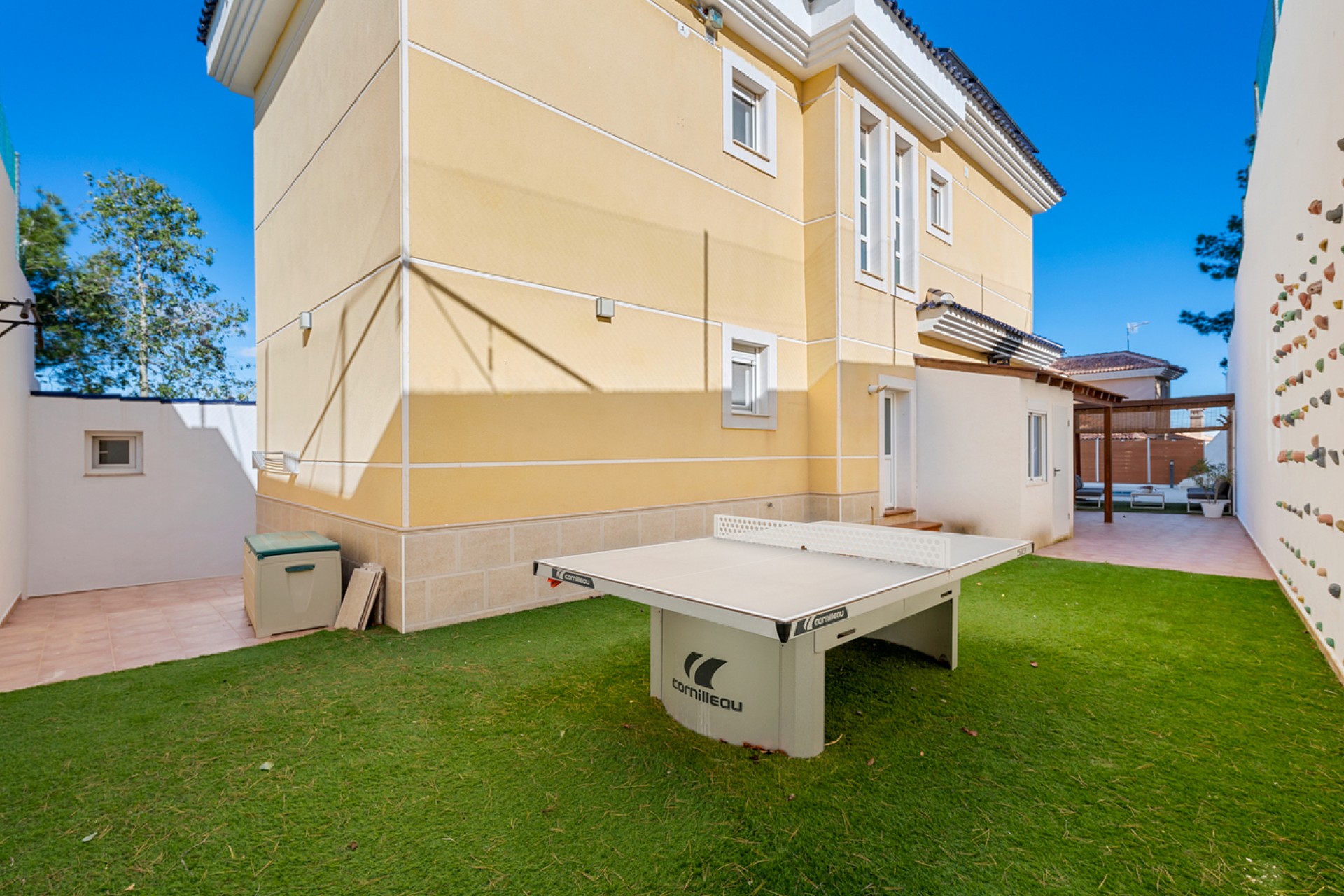 Återförsäljning - Villa -
Ciudad De Las Comunicaciones - Costa Blanca