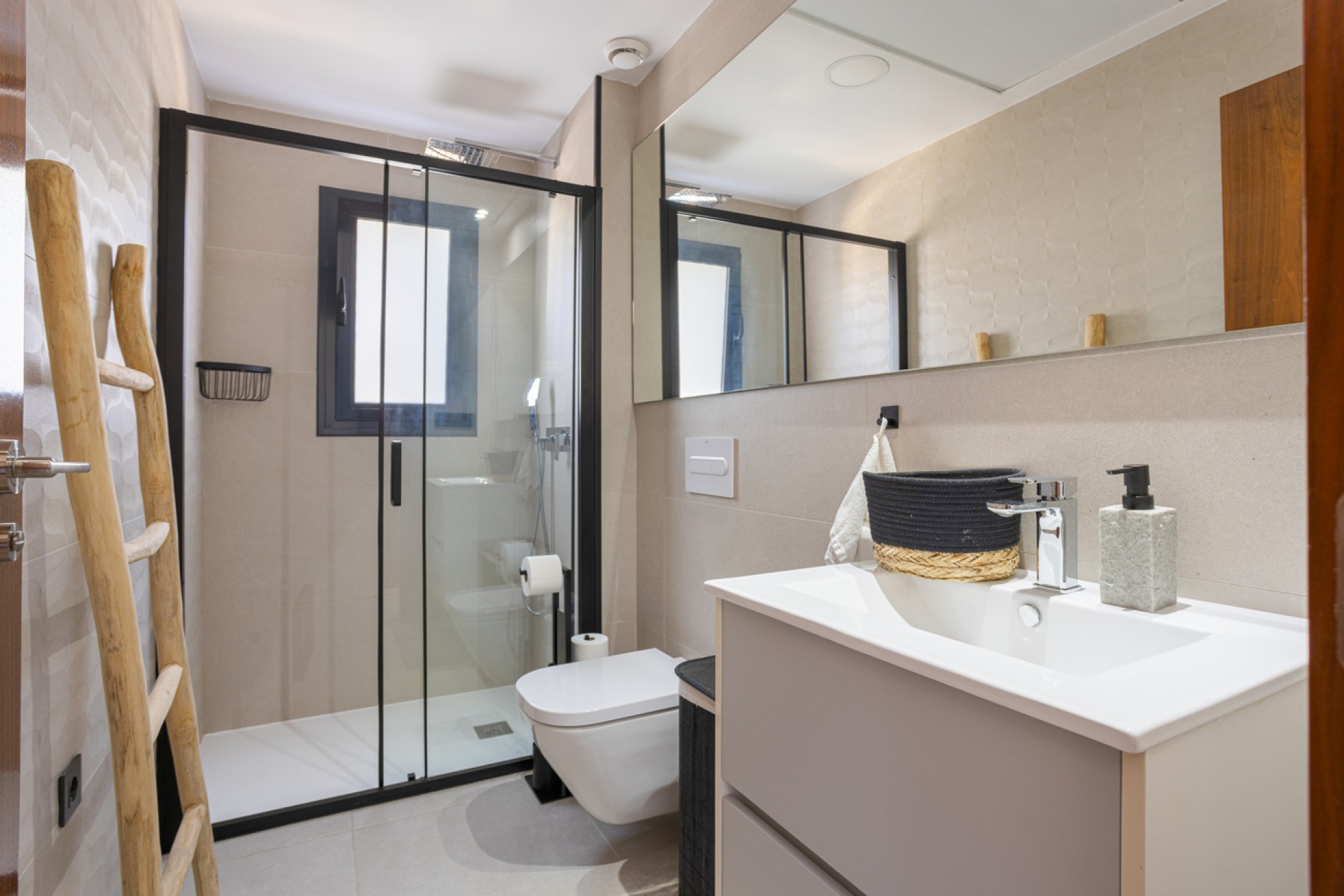 Återförsäljning - Villa -
Ciudad Quesada - center