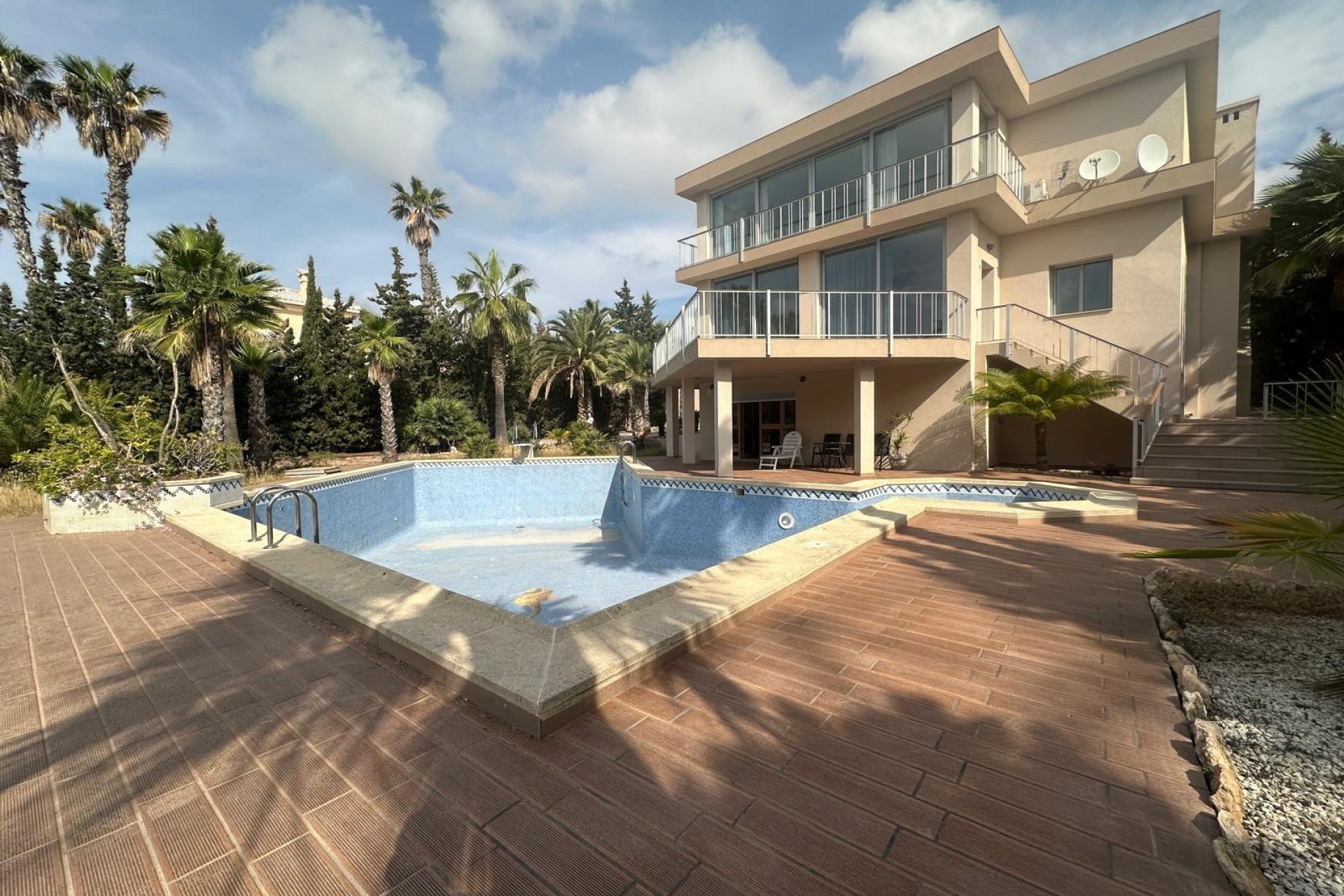 Återförsäljning - Villa -
Ciudad Quesada - Costa Blanca Sur