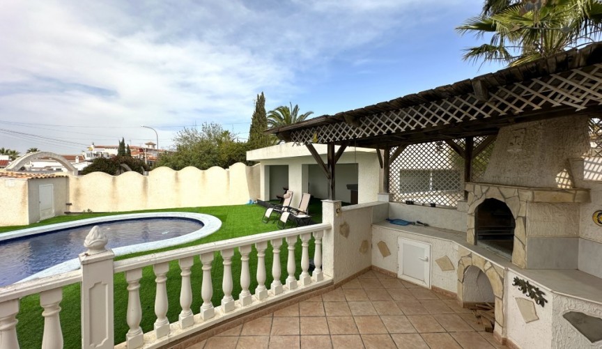 Återförsäljning - Villa -
Ciudad Quesada - Costa Blanca