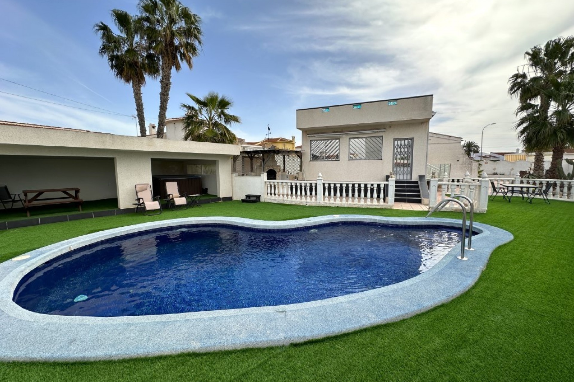 Återförsäljning - Villa -
Ciudad Quesada - Costa Blanca