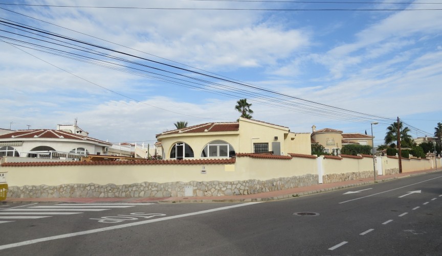 Återförsäljning - Villa -
Ciudad Quesada - Costa Blanca