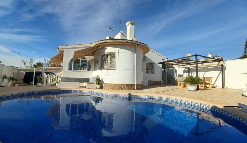 Återförsäljning - Villa -
Ciudad Quesada - Costa Blanca