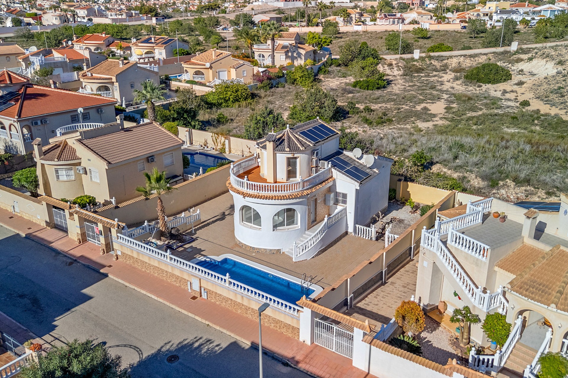 Återförsäljning - Villa -
Ciudad Quesada - Costa Blanca