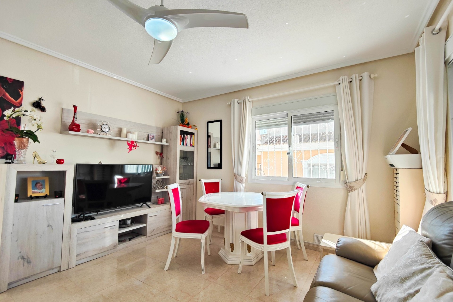 Återförsäljning - Villa -
Ciudad Quesada - Costa Blanca