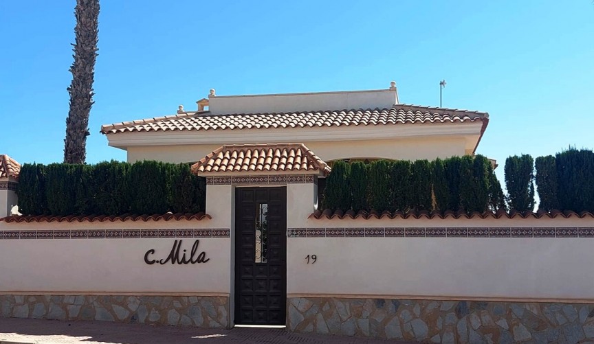 Återförsäljning - Villa -
Ciudad Quesada - Costa Blanca