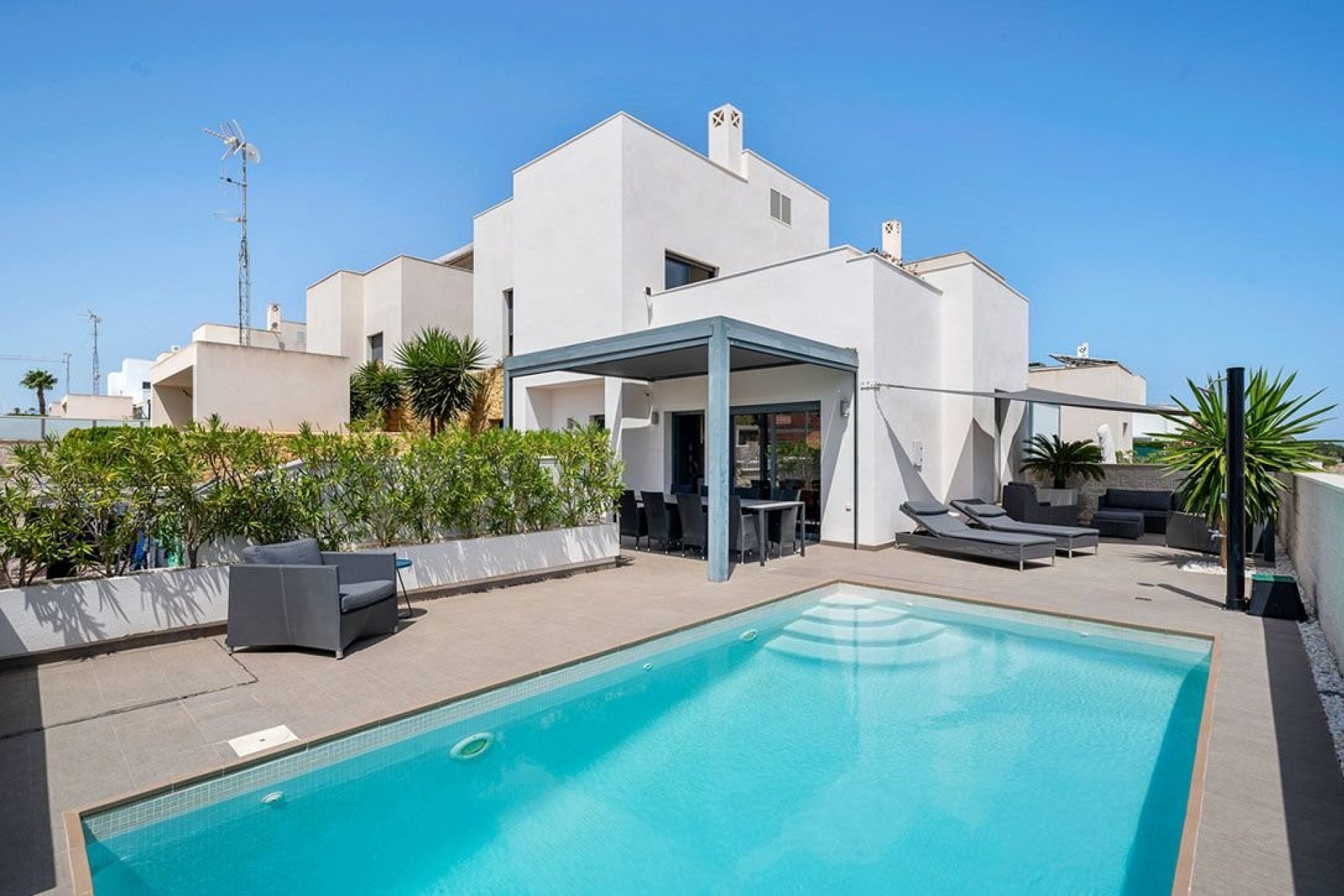 Återförsäljning - Villa -
Ciudad Quesada - Costa Blanca