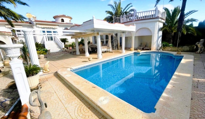 Återförsäljning - Villa -
Ciudad Quesada - Costa Blanca