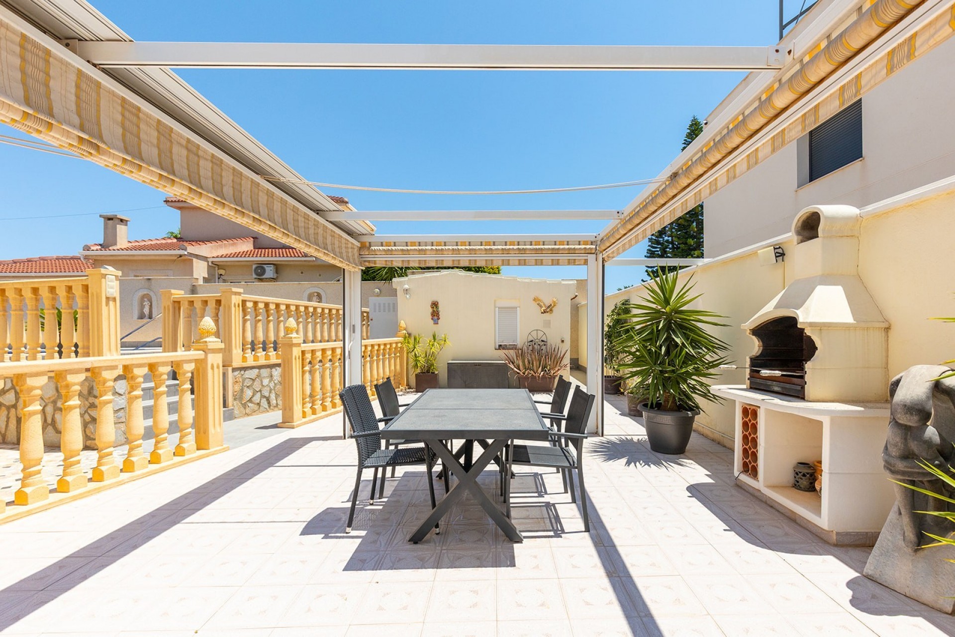 Återförsäljning - Villa -
Ciudad Quesada - Costa Blanca