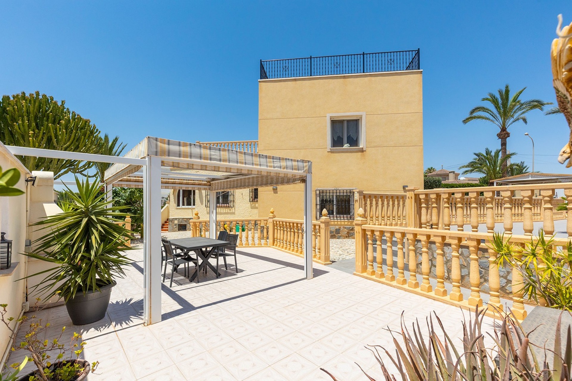 Återförsäljning - Villa -
Ciudad Quesada - Costa Blanca