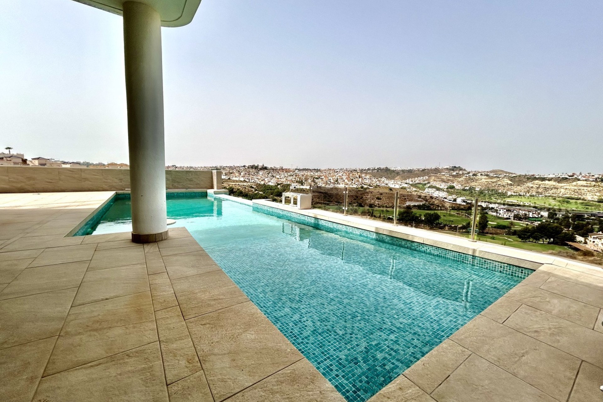 Återförsäljning - Villa -
Ciudad Quesada - Costa Blanca