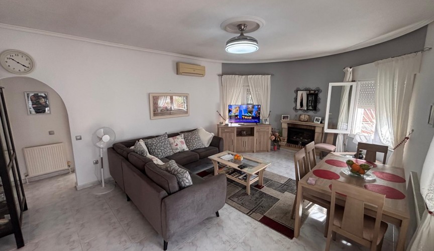 Återförsäljning - Villa -
Ciudad Quesada - Costa Blanca