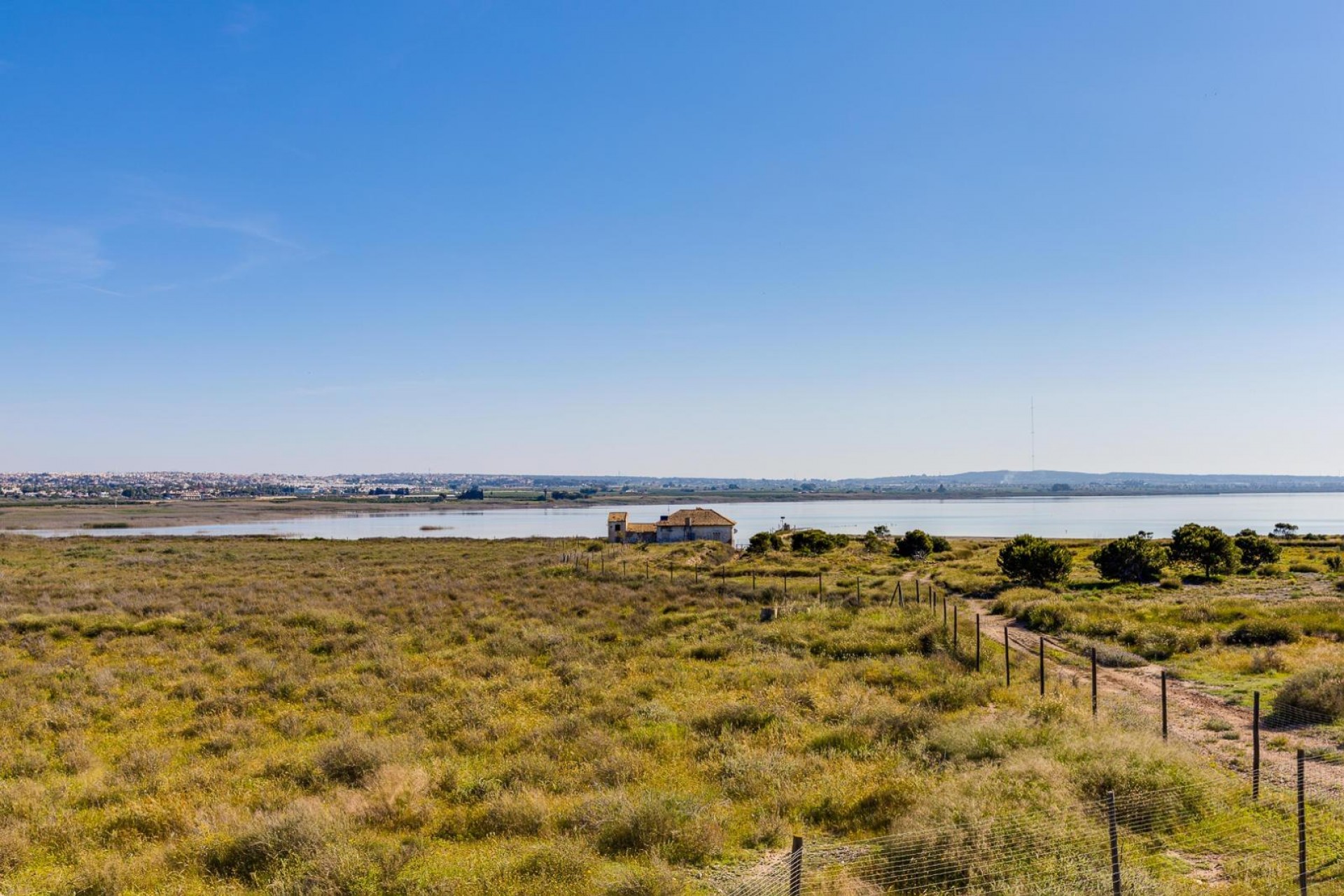 Återförsäljning - Villa -
Ciudad Quesada - Pueblo Bravo