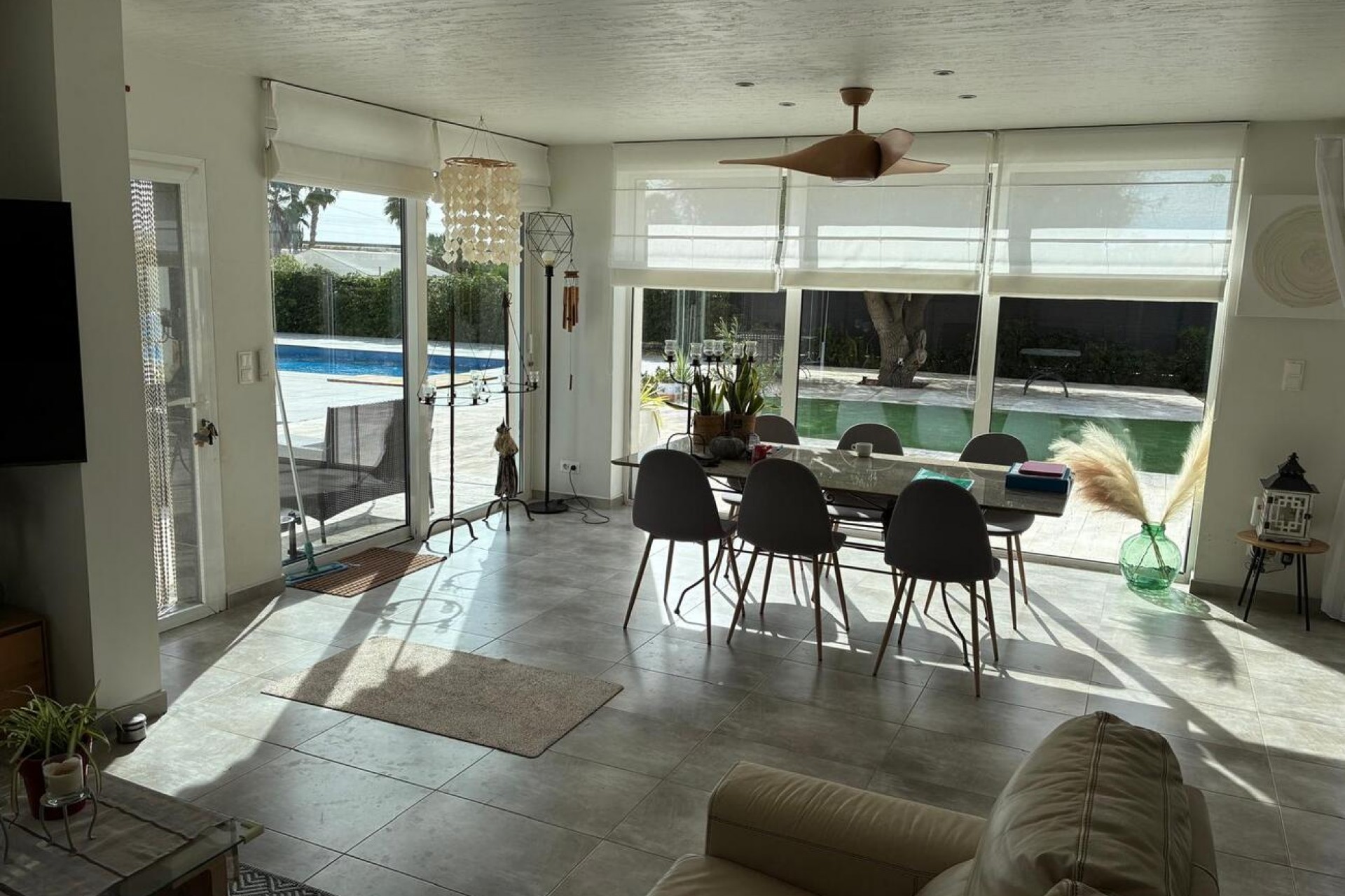 Återförsäljning - Villa -
Crevillent - Costa Blanca