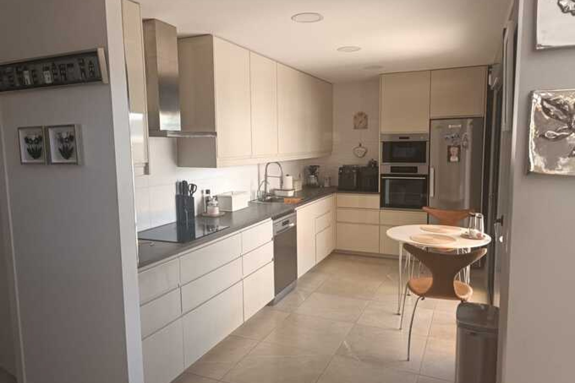 Återförsäljning - Villa -
Daya Nueva - Costa Blanca