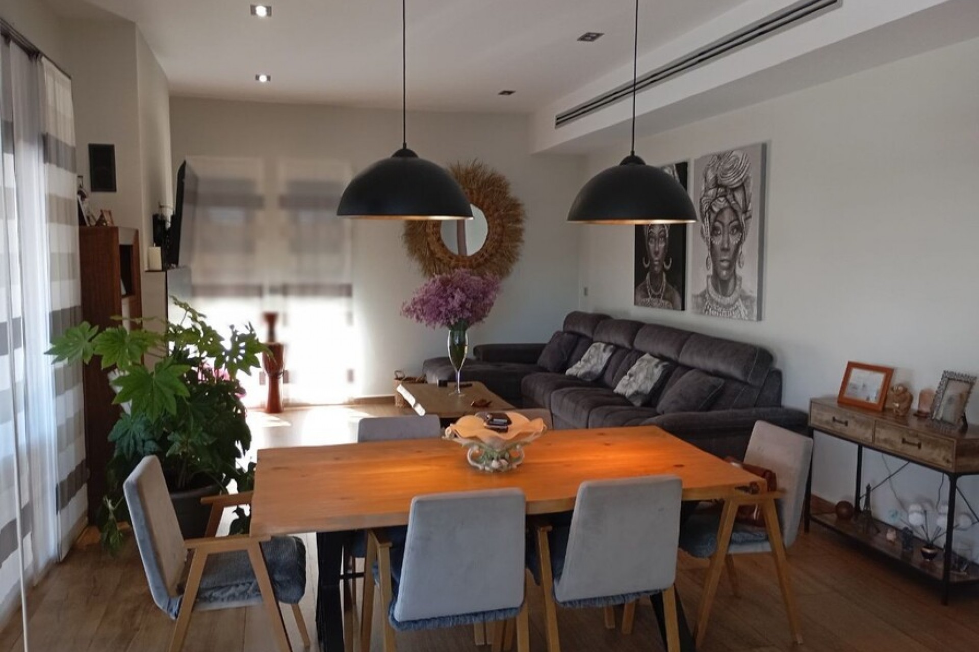 Återförsäljning - Villa -
Daya Nueva - Costa Blanca