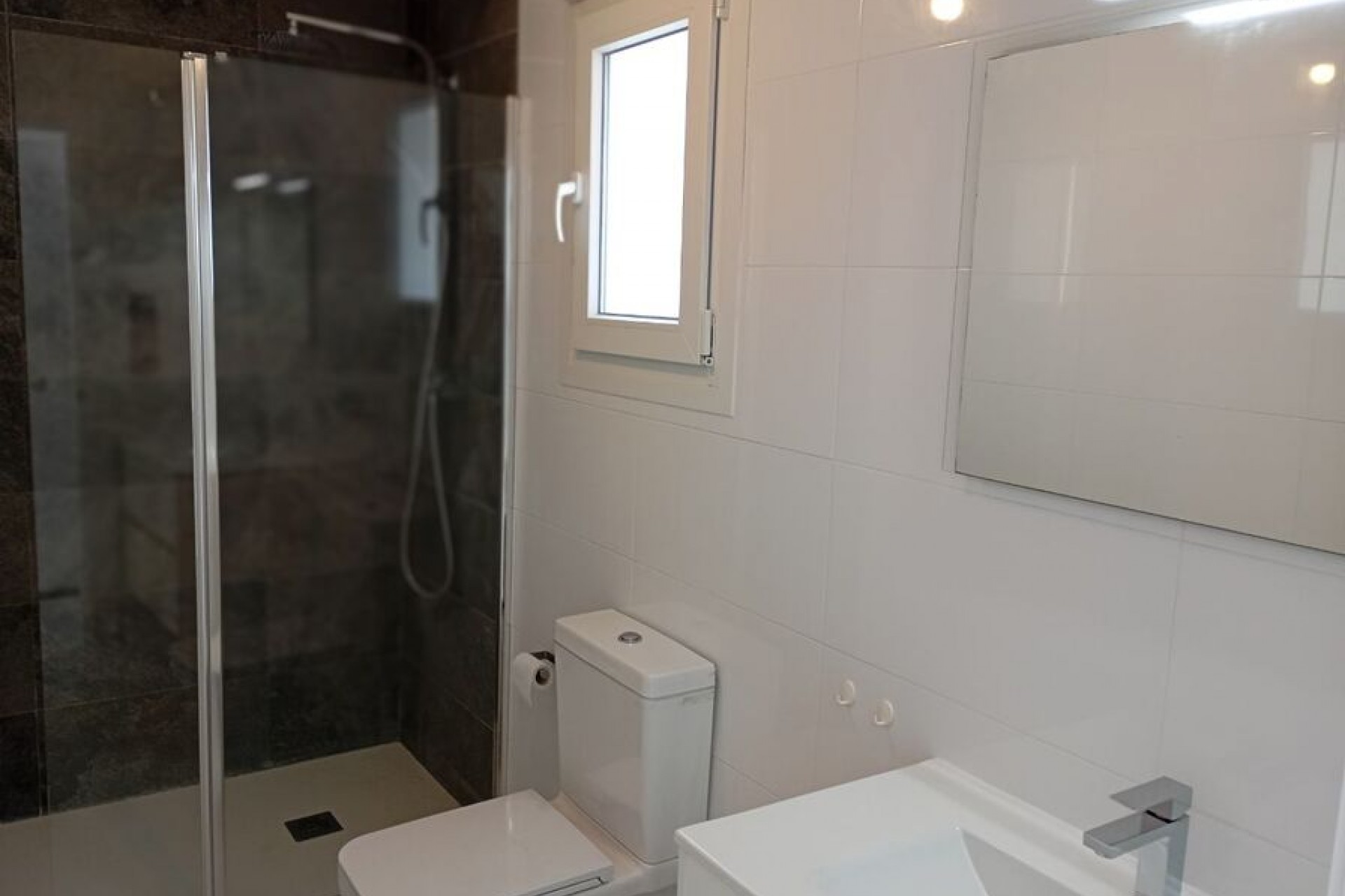 Återförsäljning - Villa -
Daya Vieja - Costa Blanca