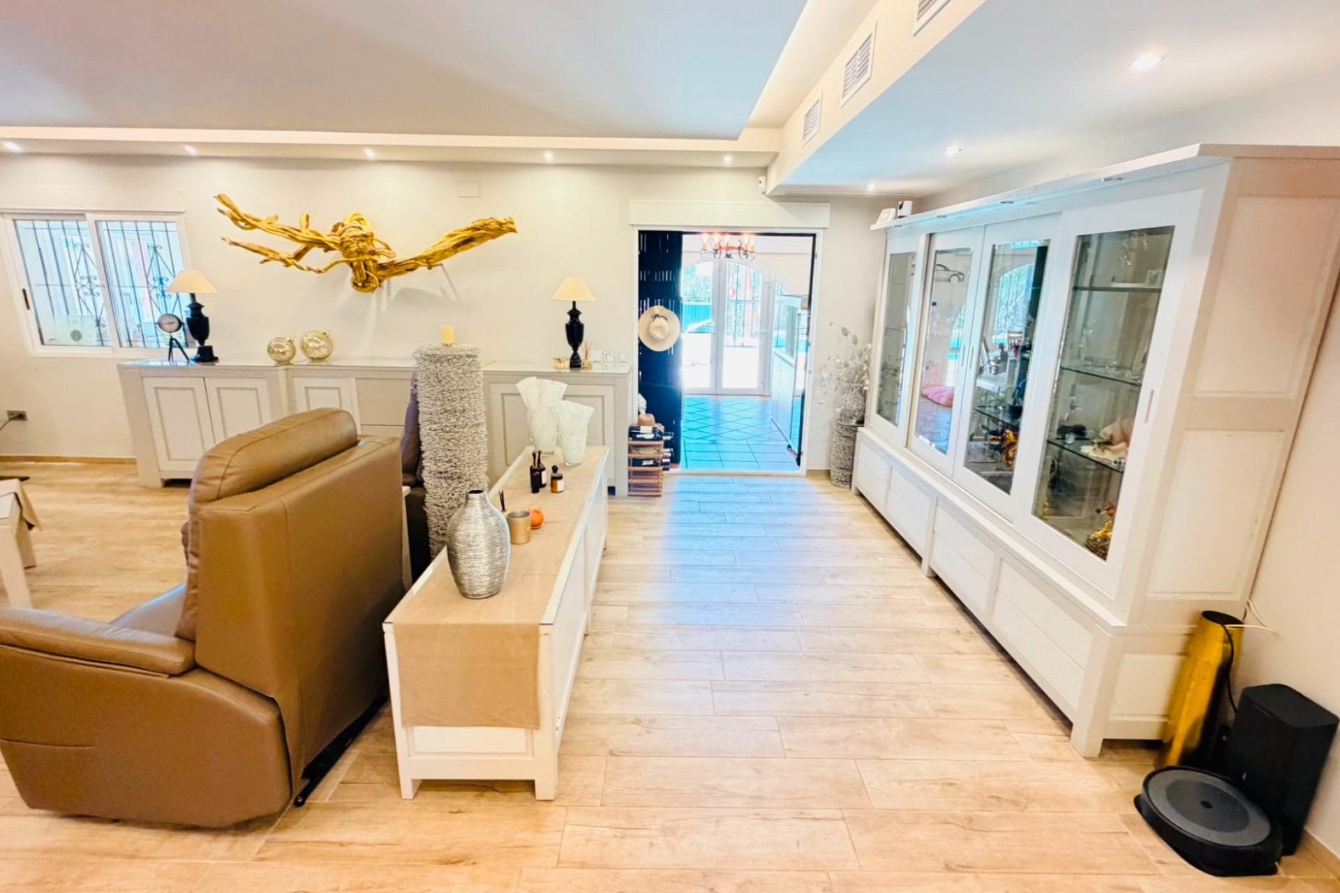 Återförsäljning - Villa -
Daya Vieja - Costa Blanca