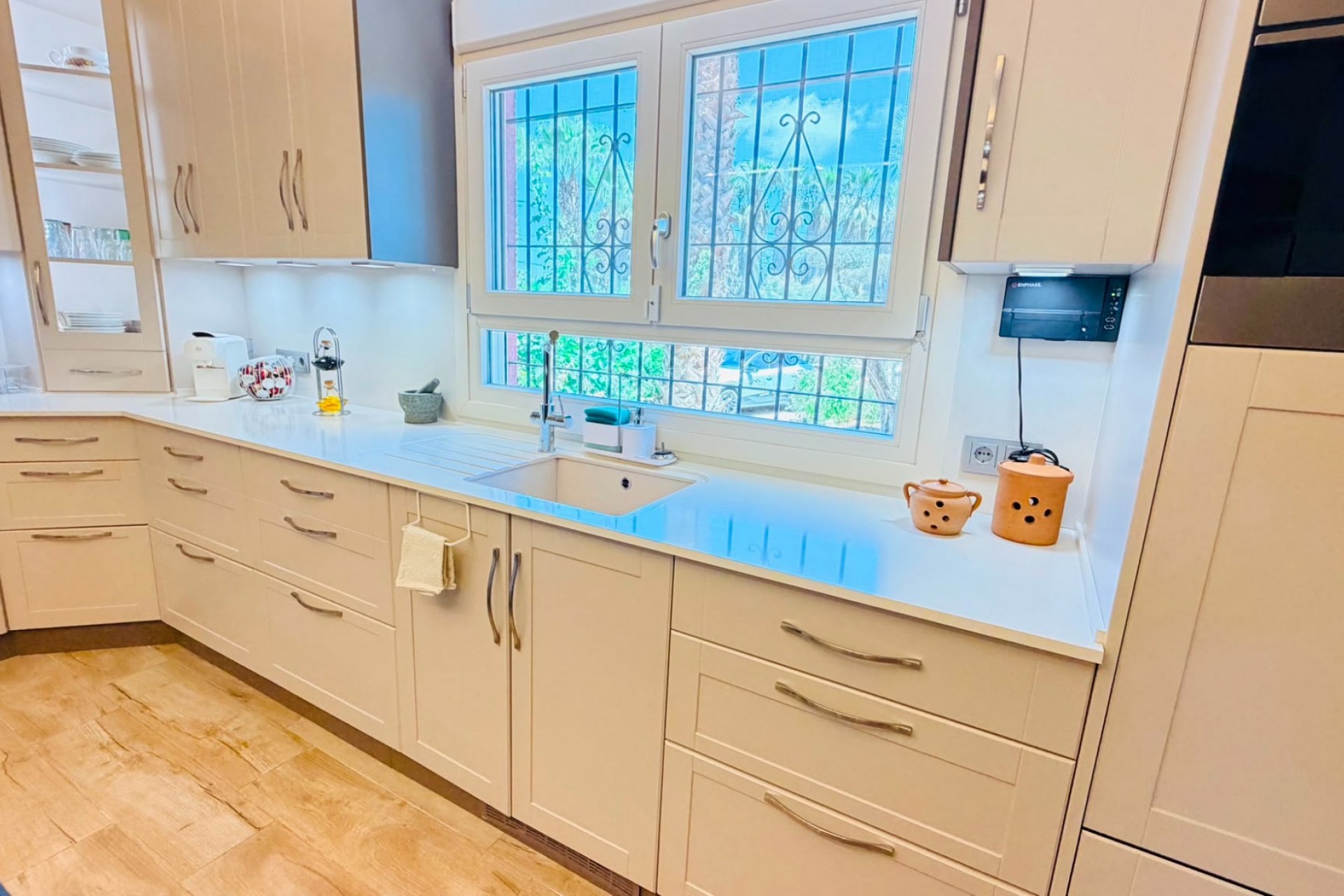 Återförsäljning - Villa -
Daya Vieja - Costa Blanca