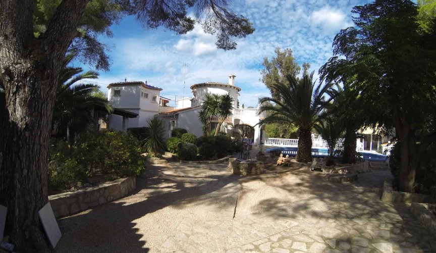 Återförsäljning - Villa -
Denia - Costa Blanca