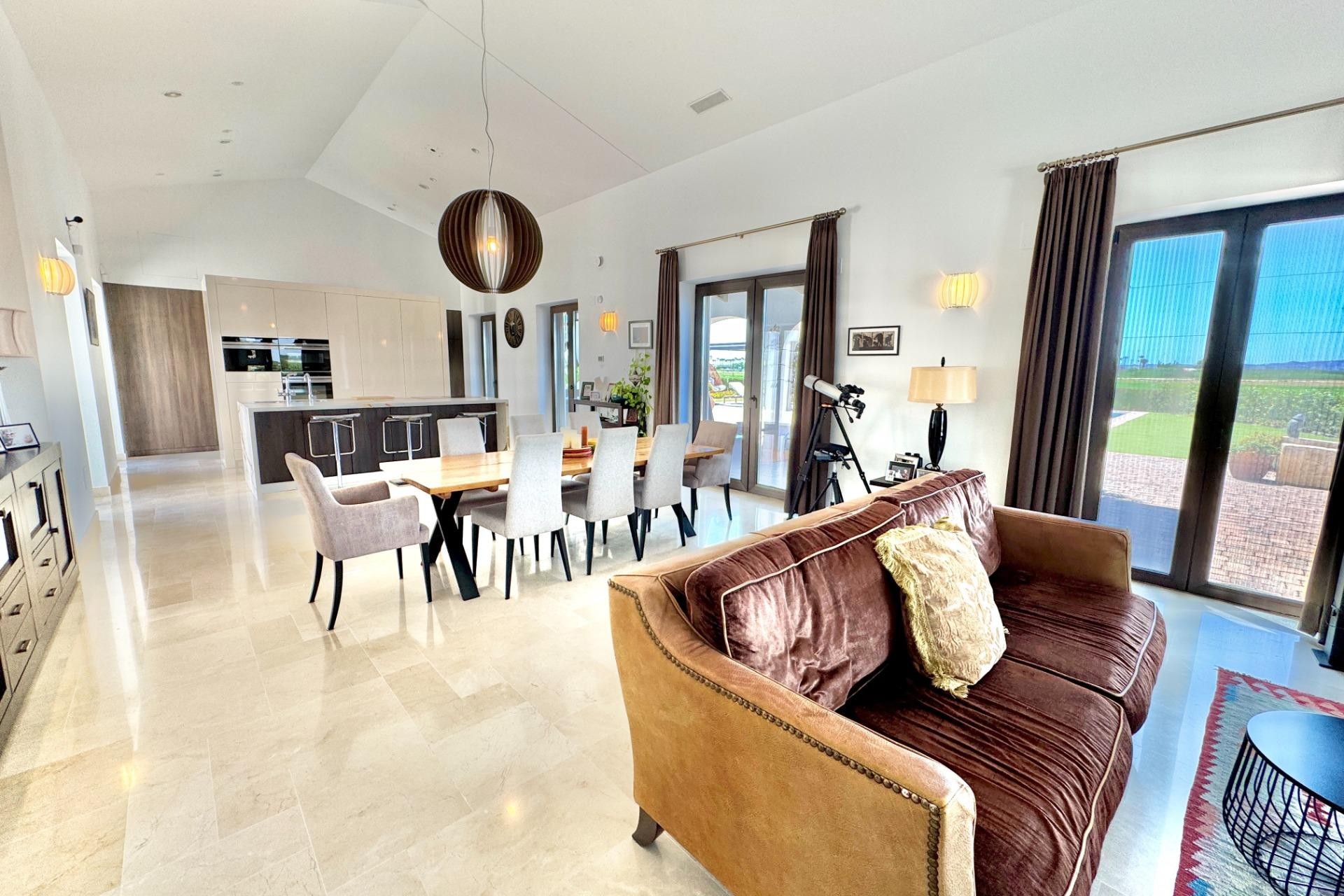 Återförsäljning - Villa -
Dolores - Comunidad Valenciana