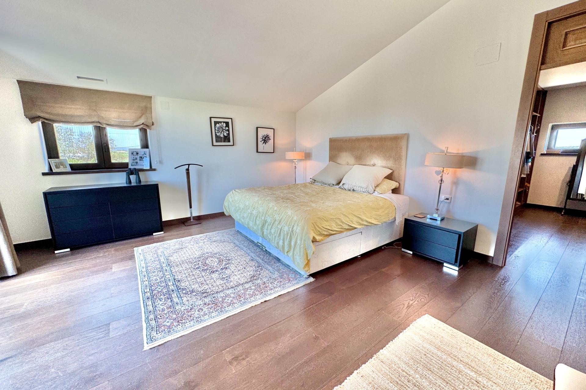 Återförsäljning - Villa -
Dolores - Comunidad Valenciana