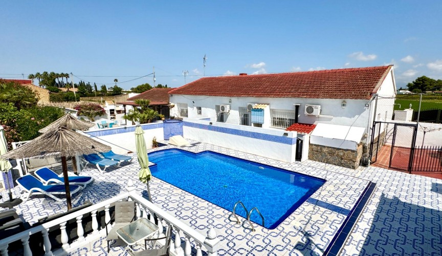 Återförsäljning - Villa -
Dolores - Comunidad Valenciana