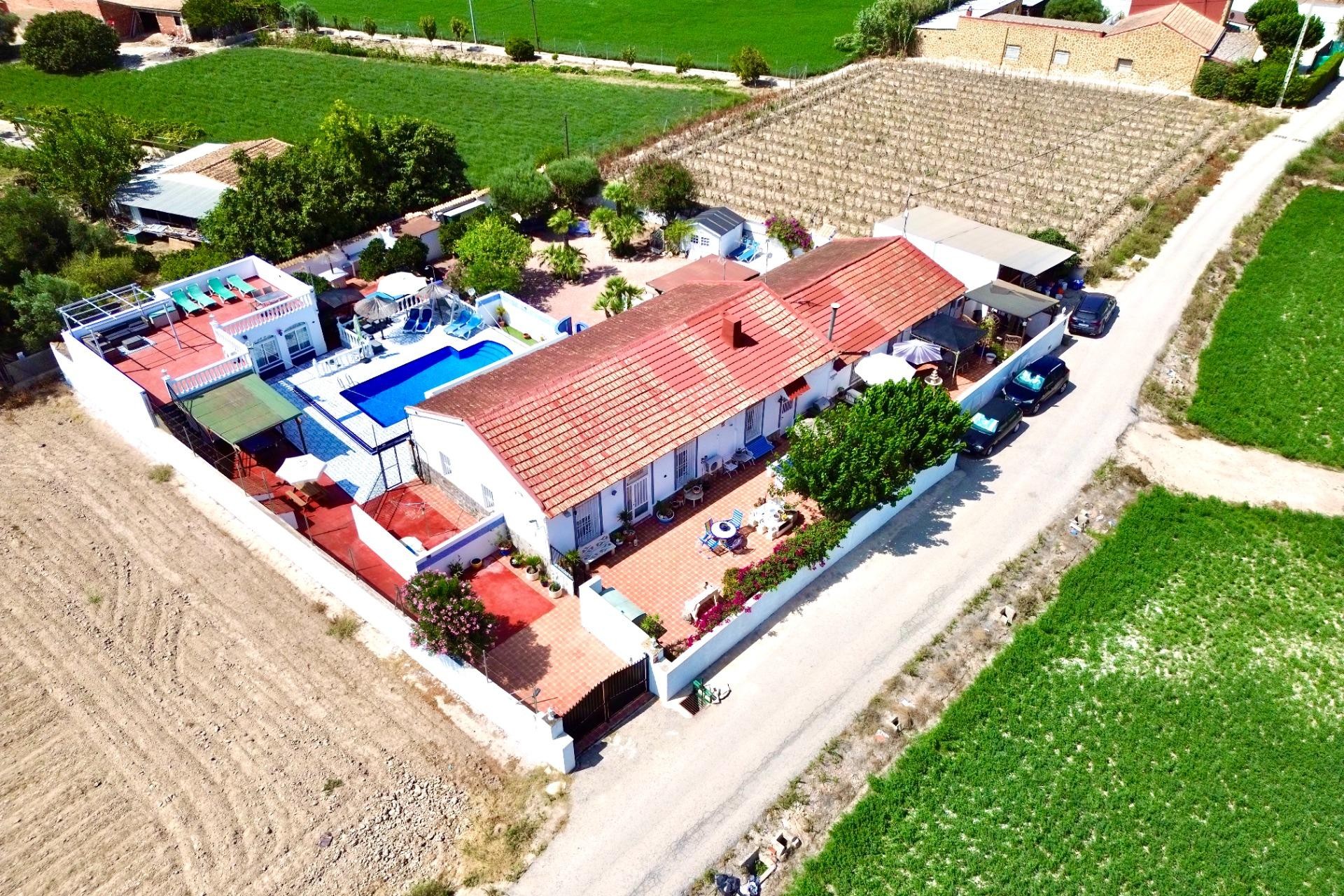 Återförsäljning - Villa -
Dolores - Comunidad Valenciana