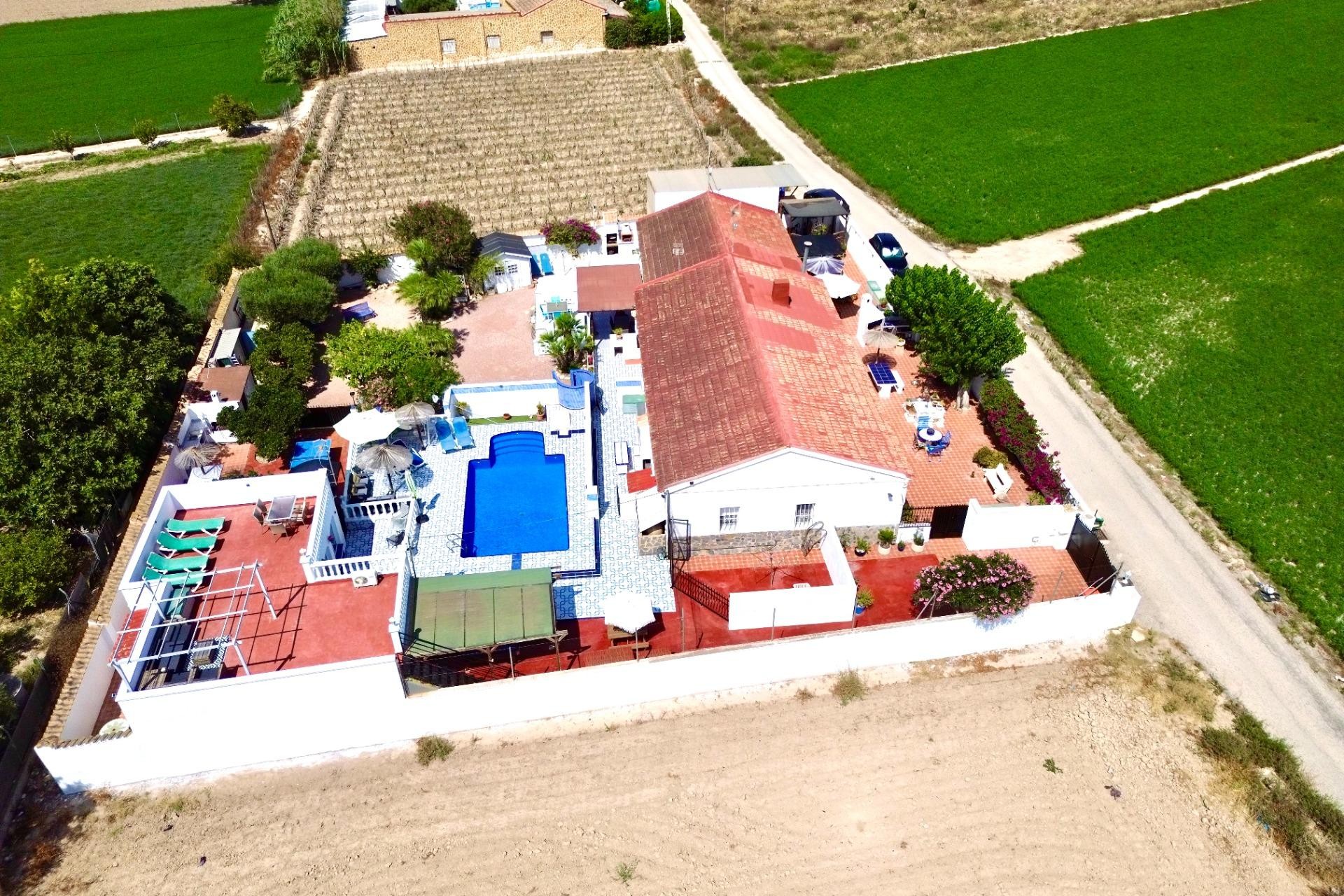 Återförsäljning - Villa -
Dolores - Comunidad Valenciana