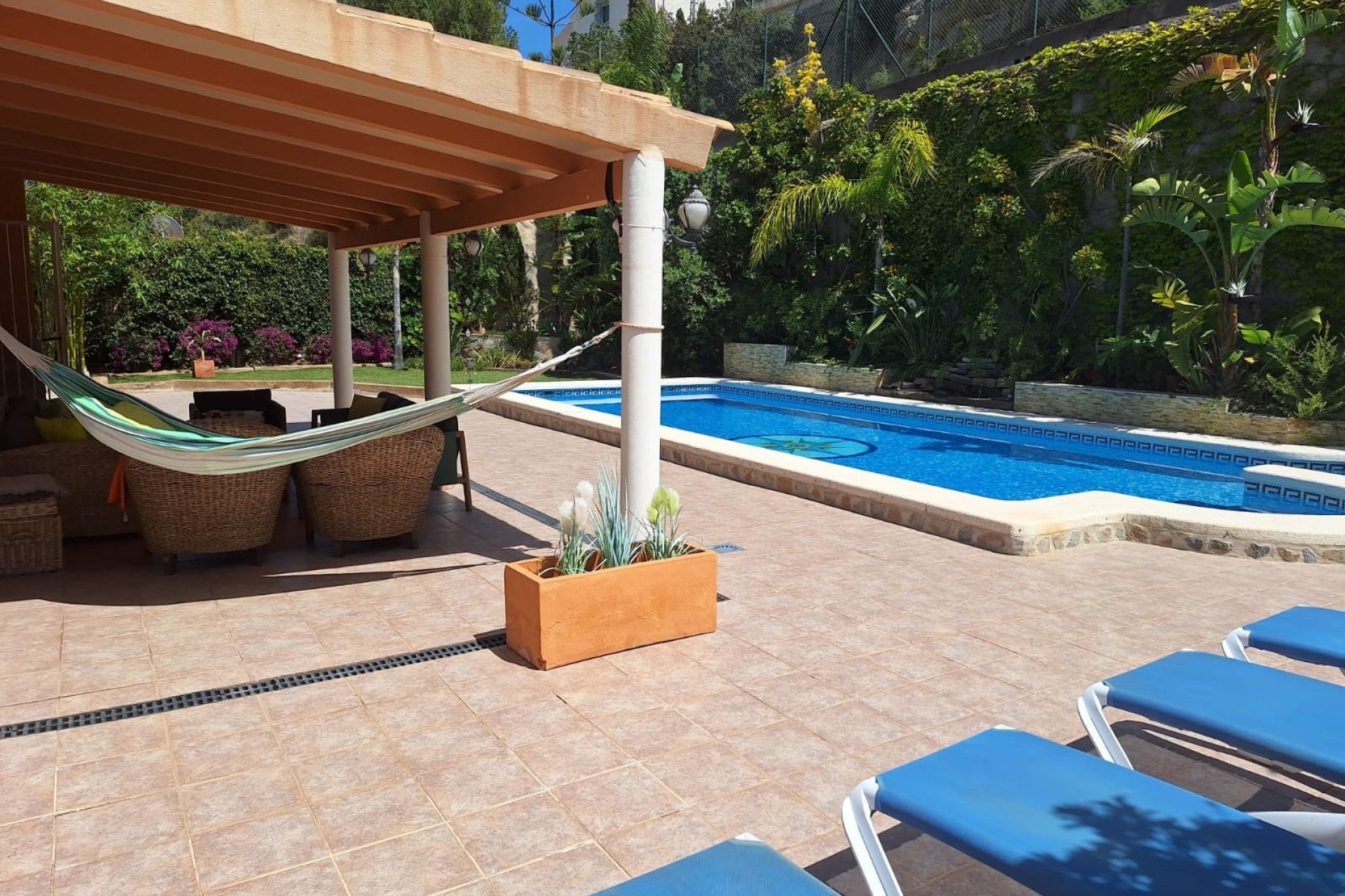 Återförsäljning - Villa -
El Campello - Costa Blanca