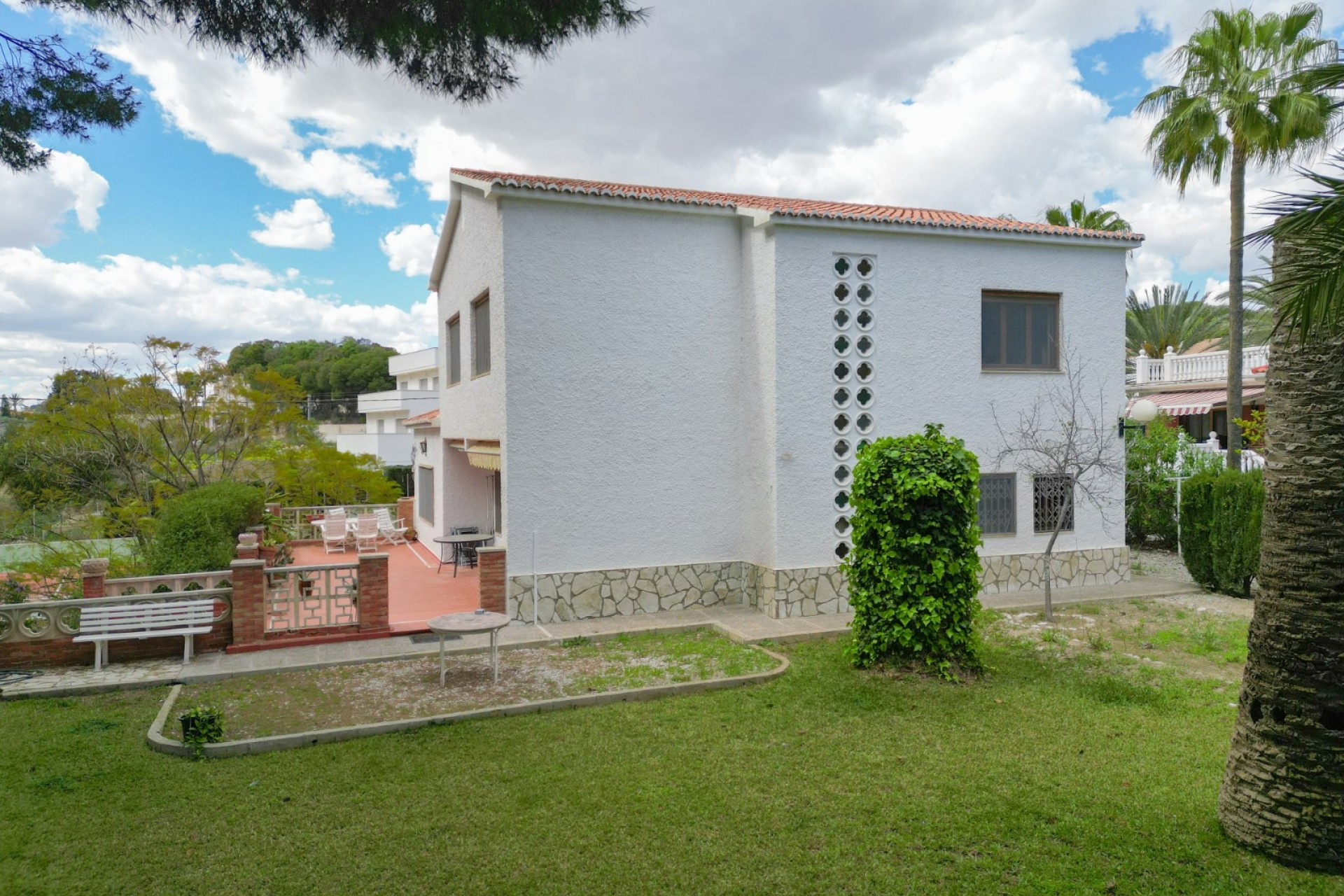 Återförsäljning - Villa -
El Campello - Costa Blanca