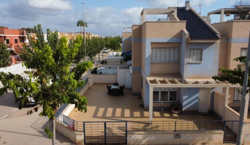 Återförsäljning - Villa -
El Mojon - Costa Blanca