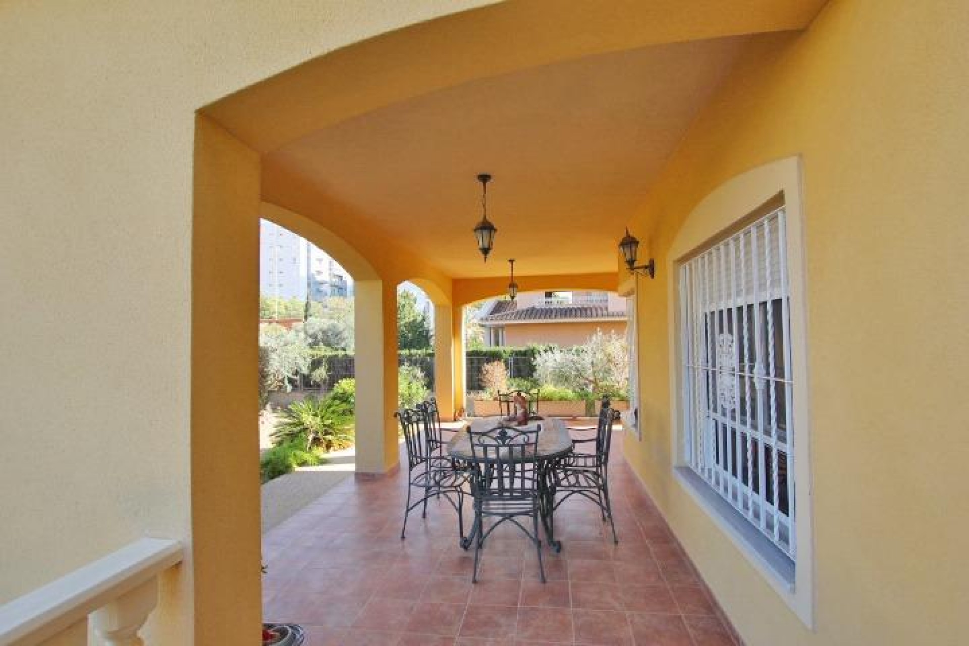 Återförsäljning - Villa -
Elche - Altabix