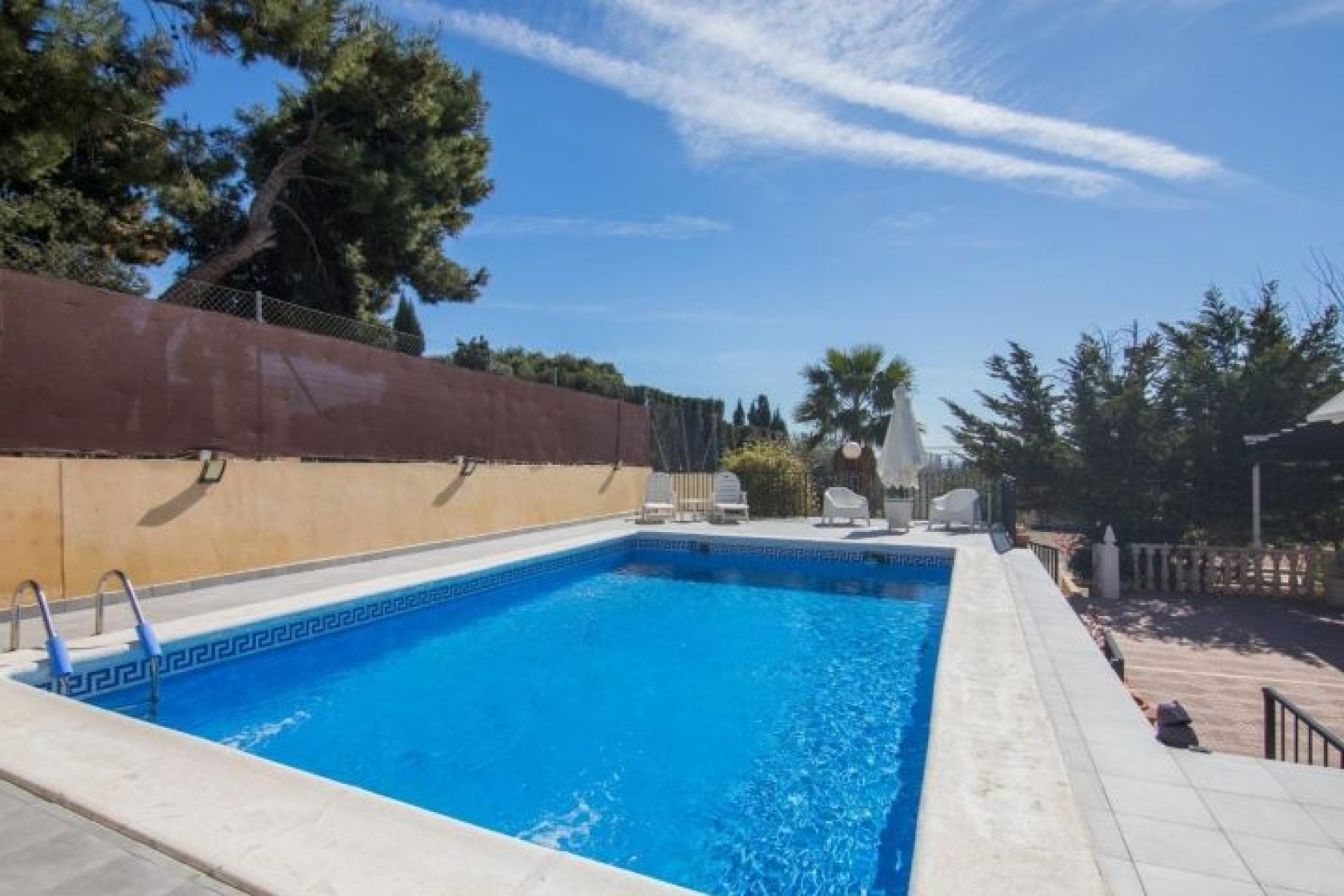 Återförsäljning - Villa -
Elche - Costa Blanca