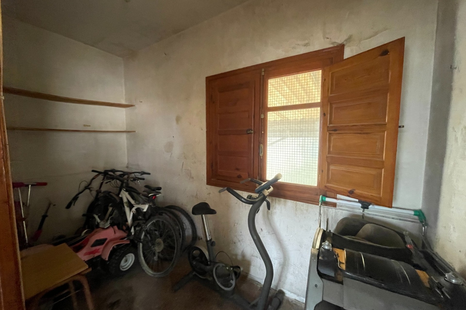 Återförsäljning - Villa -
Elche - Costa Blanca